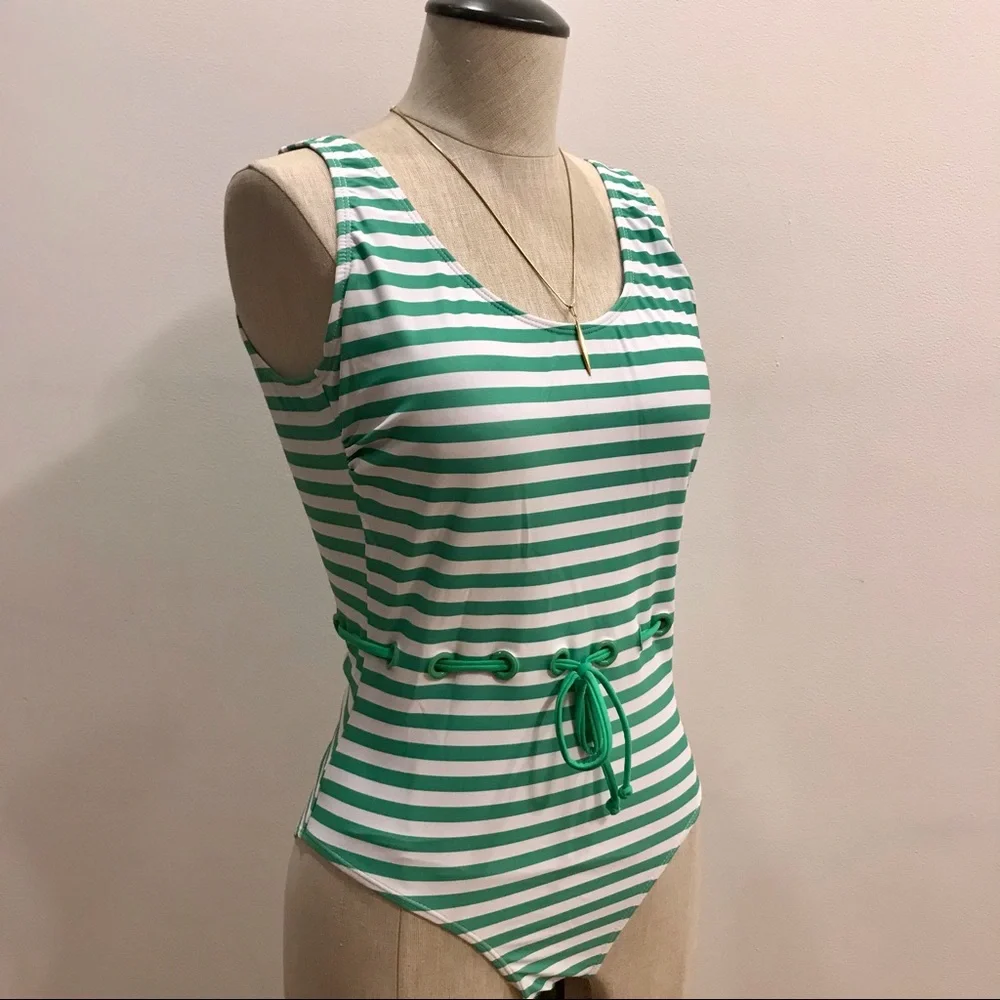 Juicy Couture ‘Crush on you’ one piece swimsuit. Size M. NWT - Picture 4 of 11